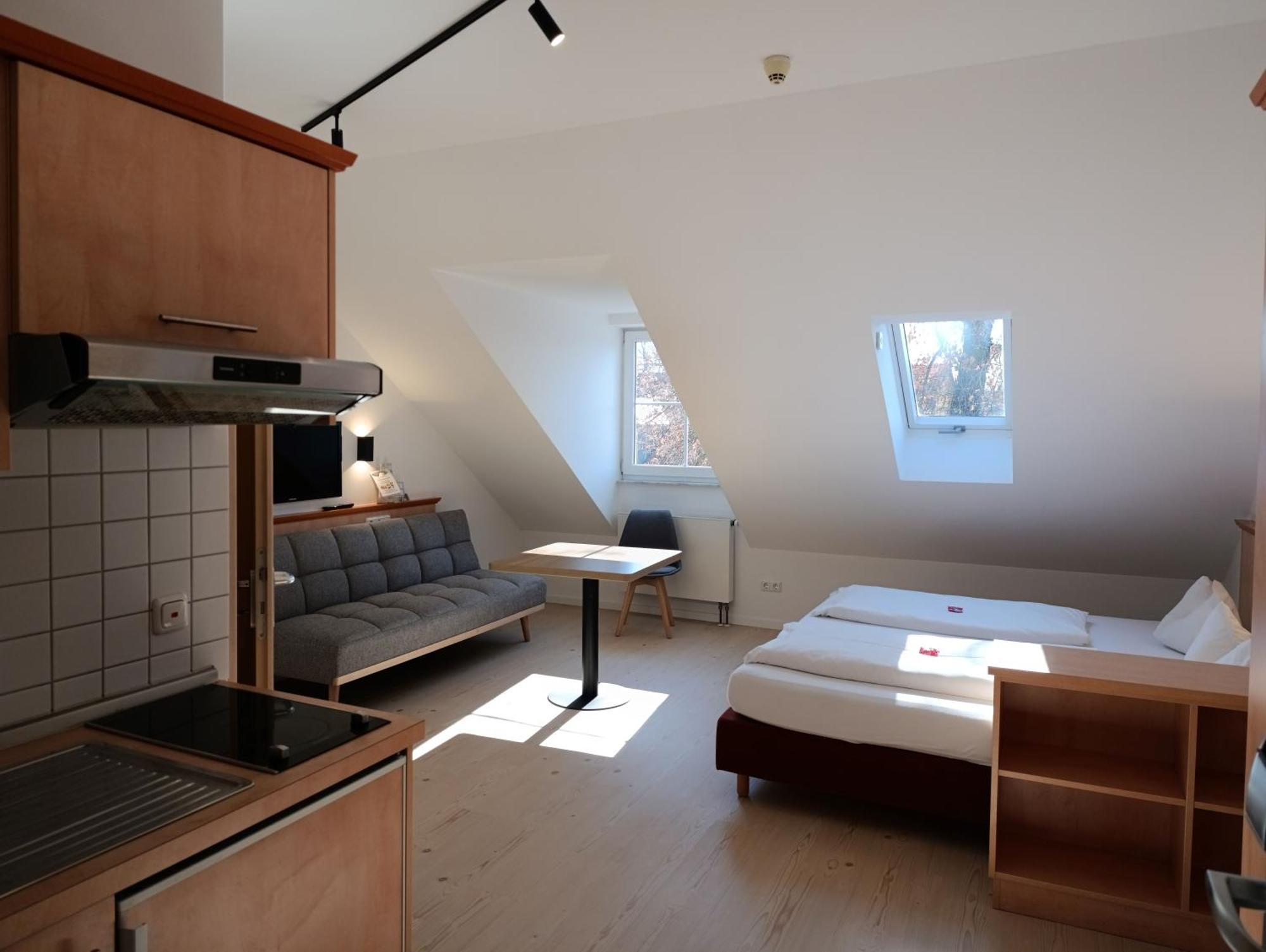 Mikro Apartments Erding Eksteriør bilde