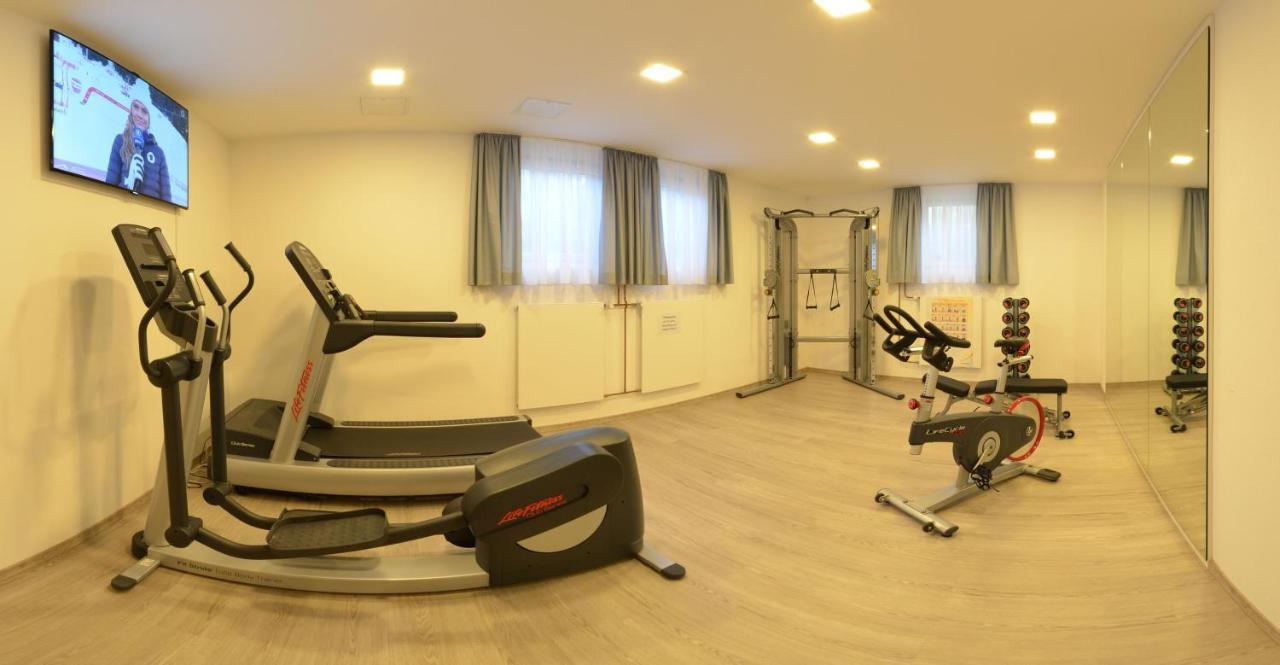 Mikro Apartments Erding Eksteriør bilde